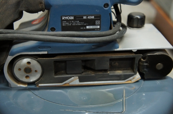 ขายเครื่องขัดกระดาษทราย RYOBI ปรับความเร็วได้