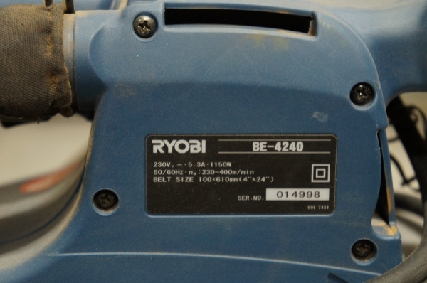 ขายเครื่องขัดกระดาษทราย RYOBI ปรับความเร็วได้
