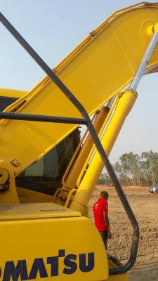 ขายด่วน!! Komatsu PC200-7 ไมล์ 10,000 สภาพสวยค่ะ ขายด่วน!! Komatsu PC200-7 ไมล์ 10,000 สภาพสวยค่ะ
