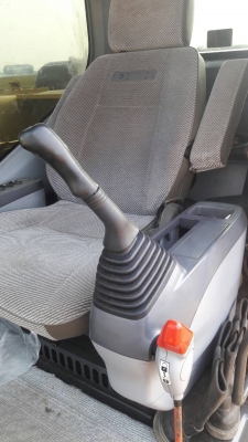 ขายด่วน!! Komatsu PC200-7 ไมล์ 10,000 สภาพสวยค่ะ