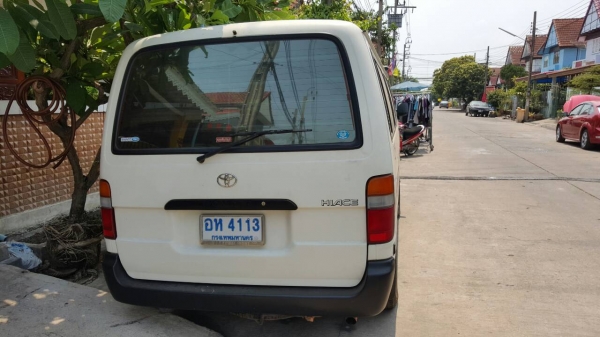 HIACE ปี 2003 มือ 1 สวยเดิมบาง ทั้งคัน  ภายในสวย เครื่องเดิม ดีเซล 5 แอล ต้องแก้ไข (สตาร์ทไม่ติด นะ )