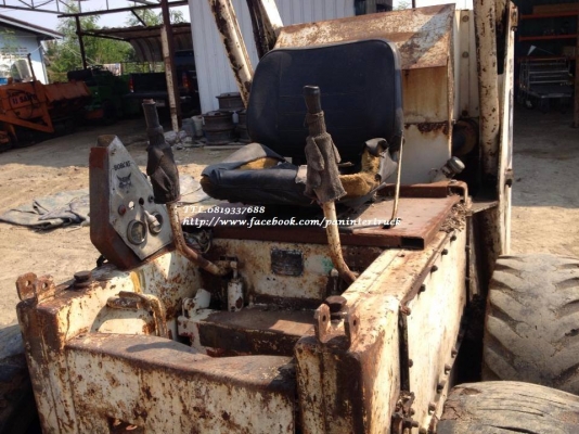 FROM JAPAN รถตักล้อยางWHEEL LOADER (BOBCAT CLARK TCM-725) ราคาเพียง 95,500 บาท สนใจรีบติดต่อ 0819337688