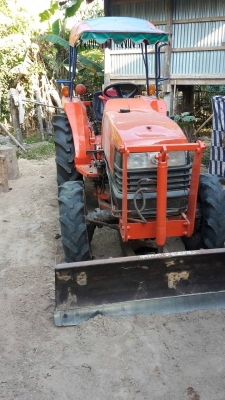 ขายรถไถคูโบต้า L3408(4WD)2เพลา สภาพสวย เครื่องแน่น