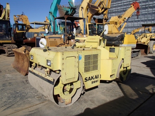 รถบด ROLLER SAKAI เอวอ่อน หน้าเหล็ก หลังเหล็ก เก่าญี่ปุ่น