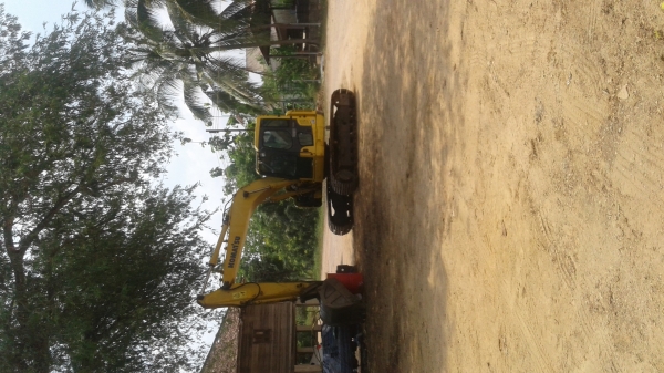 ขายรถแม็คโค komatsu pc128us-8