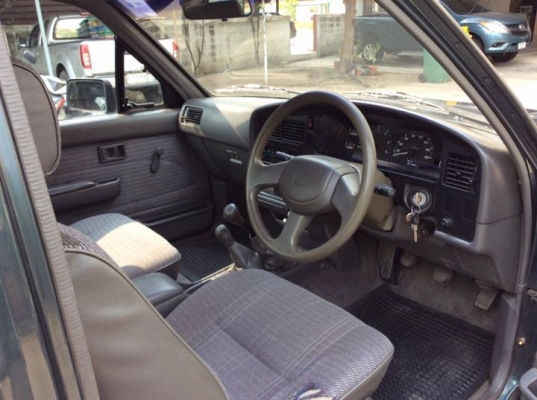 ขายToyota HILIX  LN111