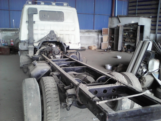 หกล้อhino117หัวลากคัทซี