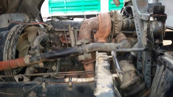 ขายรถบรรทุกดัมพ์ ISUZU เครื่อง 270 แรง ปี 45 เครื่องเดิม เกียร์เดิม ยาง 80\% ทะเบียนพร้อม ขายรถบรรทุกดัมพ์ ISUZU เครื่อง 270 แรง ปี 45 เครื่องเดิม เกียร์เดิม ยาง 80\% ทะเบียนพร้อม