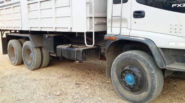 ขายรถบรรทุกดัมพ์ ISUZU เครื่อง 270 แรง ปี 45 เครื่องเดิม เกียร์เดิม ยาง 80\% ทะเบียนพร้อม ขายรถบรรทุกดัมพ์ ISUZU เครื่อง 270 แรง ปี 45 เครื่องเดิม เกียร์เดิม ยาง 80\% ทะเบียนพร้อม