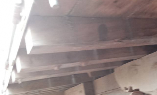 **145,000 บ. ต่อรอง/// 6ล้อ ISUZU KS-100แรง ฝาดำ เครื่องใหม่ เกียร์เดิม ช่วงล่างใหญ่ หน้า115 ท้ายF สโลวกลาง ครบ หัวเก๋งดี สีไม่สวย พ.พาวเวอร์ คัสซีเก็บงานแล้ว แข็งแรง ดี กระบะพื้นไม้คอกเกษตร 4.30ม. ยางหน้า7.50/16 หลัง 8.25/16 สภาพ65-70\% ตามสภาพ พร้อมลุย เ