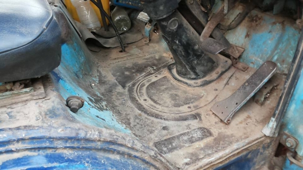 **145,000 บ. ต่อรอง/// 6ล้อ ISUZU KS-100แรง ฝาดำ เครื่องใหม่ เกียร์เดิม ช่วงล่างใหญ่ หน้า115 ท้ายF สโลวกลาง ครบ หัวเก๋งดี สีไม่สวย พ.พาวเวอร์ คัสซีเก็บงานแล้ว แข็งแรง ดี กระบะพื้นไม้คอกเกษตร 4.30ม. ยางหน้า7.50/16 หลัง 8.25/16 สภาพ65-70\% ตามสภาพ พร้อมลุย เ