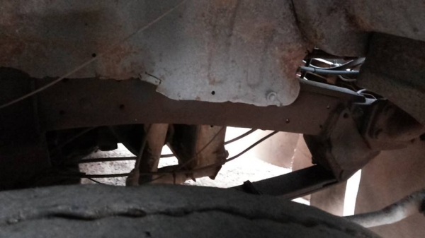 **145,000 บ. ต่อรอง/// 6ล้อ ISUZU KS-100แรง ฝาดำ เครื่องใหม่ เกียร์เดิม ช่วงล่างใหญ่ หน้า115 ท้ายF สโลวกลาง ครบ หัวเก๋งดี สีไม่สวย พ.พาวเวอร์ คัสซีเก็บงานแล้ว แข็งแรง ดี กระบะพื้นไม้คอกเกษตร 4.30ม. ยางหน้า7.50/16 หลัง 8.25/16 สภาพ65-70\% ตามสภาพ พร้อมลุย เ