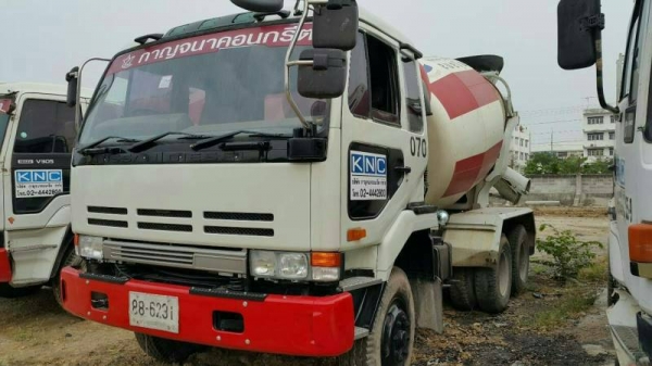 ขายรถ10ล้อพร้อมโม่สภาพดีพร้อมใช้งาน