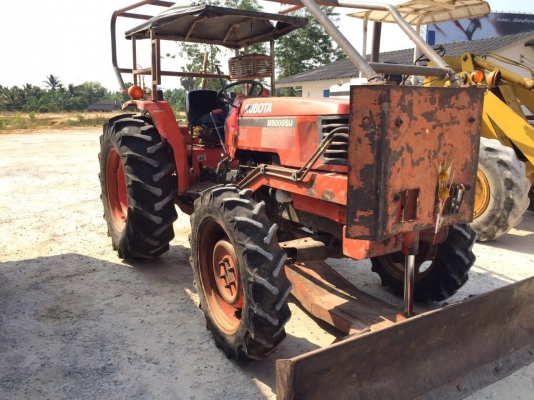 รถไถคูโบต้าm5,000มีใบมีดหน้ากับจานหลังราคา 330,000บาทมีใครสนใจหาซื้อติดต่อสุขุมตรัง0872836792