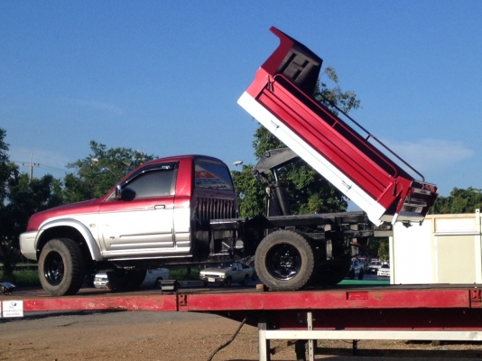 ขายถูก รถกระบะยกดั้มต่อใหม่ๆ มิตซู สตราด้า 2800 ขับเคลื่อน 4 ล้อ 4WD