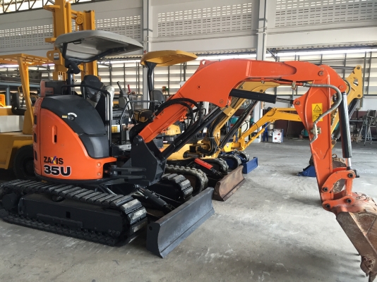 รถขุด Hitachi ZX35U-5 มือสอง นำเข้าจากญี่ปุ่น สภาพสวย