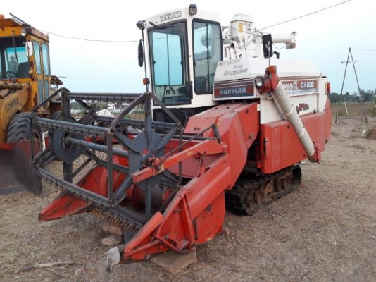 รถเกี่ยวข้าว แบบหนวดกุ้ง YANMAR: CA 600S แบบอุ้ม ขนาด 1-2 ตันมือสองญี่ปุ่นแท้ พร้อมใช้งานครับ