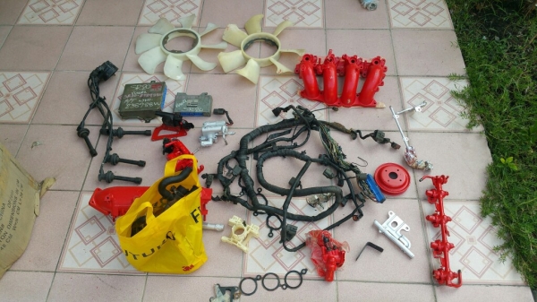 ขายอะไหล่ sr20 auto ชิ้นละ 750 บาท (ราคา net กรุณาอย่าต่อครับ ราคาไม่แพง)  พ่นสีแดงกันความร้อนมา สภาพตามรูปครับ ชิ้นเล็ก ชิ้นน้อยผมแถมให้ถ้าเอาเยอะ

ยกเว้น กล่องเครื่อง 2500 บาท
กล่องเกียร์ 2000 บาท
ชุดสายไฟ 2000 บาท

สนใจติดต่อ 0834301397
Line: surawat.h