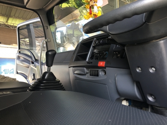 10ล้อเพลาเดียวFVM300HP 10ล้อเพลาเดียวFVM300HP