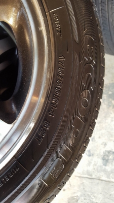 ขายล้อHonda Civic ตาโตขอบ 14 4 ล้อ ราคา 4,000 บาท