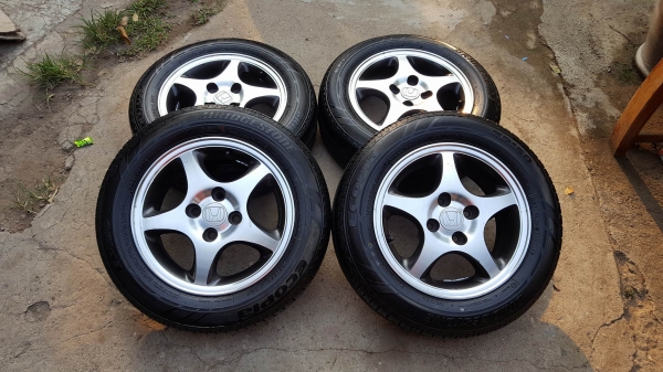 ขายล้อHonda Civic ตาโตขอบ 14 4 ล้อ ราคา 4,000 บาท