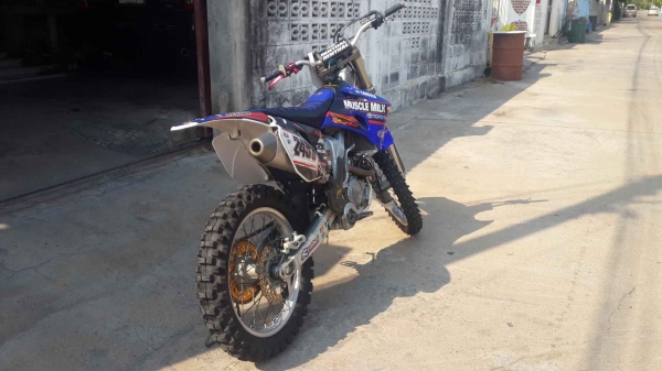 Yamaha YZF 250 ปี 07 พร้อมของแต่ง หลายรายการ  สภาพงามๆ เครื่องดีมากครับ