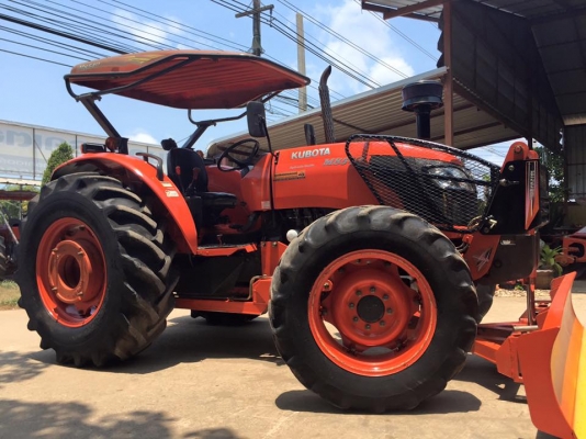 ขายรถไถ Kubota M8540 (4WD) พร้อมดันหน้า ผานบุกเบิกช้าง รถ1100ชั่วโมง พร้อมใช้งานครับ