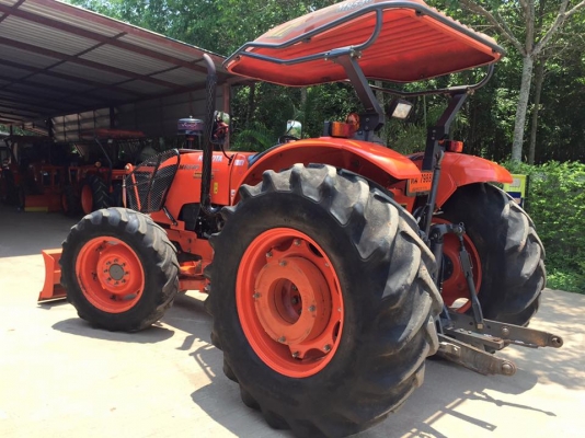 ขายรถไถ Kubota M8540 (4WD) พร้อมดันหน้า ผานบุกเบิกช้าง รถ1100ชั่วโมง พร้อมใช้งานครับ
