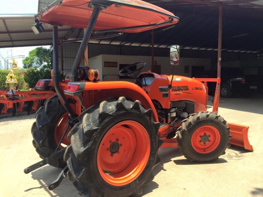 ขายรถไถ Kubota L3608(4WD) พร้อมใบมีดและผานบุกเบิกช้าง รถสวยพร้อมใช้งาน