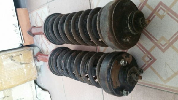 ขาย shock หน้า+หลัง bmw e21 ( ดุม+caliper คู่หน้าไม่ให้นะครับ จะเก็บไว้ใส่ใน bmw 2002)
สภาพยังใช้งานได้ครับ

5000 บาท

0834301397
Line:  surawat.hant