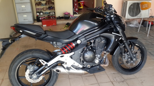 ขายตามสะภาบครับ ER650 N ปี 2013 ทะเบียนพร้อมโอนครับ