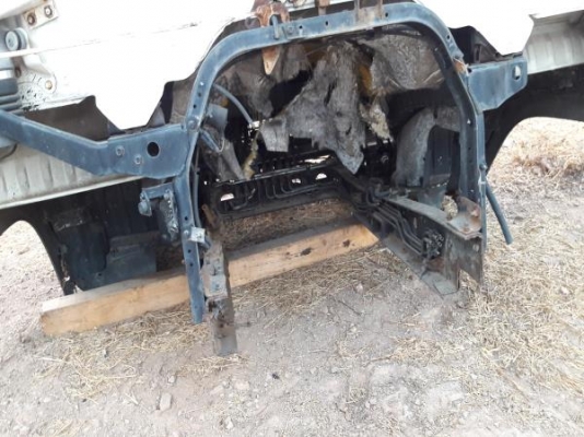 ขาย - หัวเก๋ง สำหรับรถ 6 ล้อ HINO BZU410 อุปกรณ์ครบ สภาพสวย เก่านอกครับ