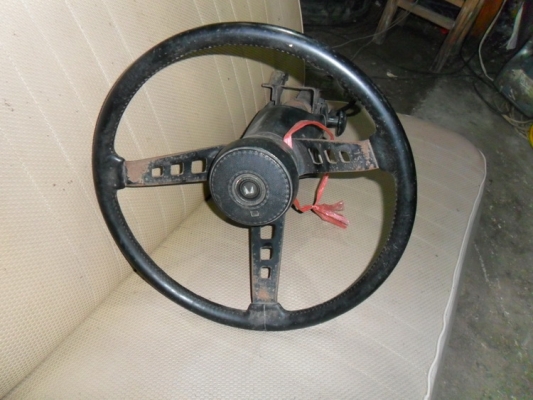 พวงมาลัย แปลงใส่รถ Jeep สไตล์ CJ7