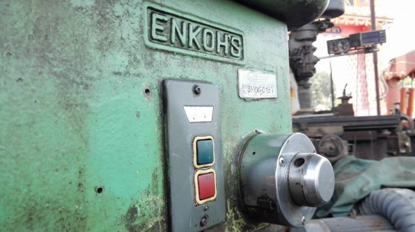 ** ยกแล้วครับ!! **เจาะญี่ปุ่น ENSHU JAPAN สูง 130 cm. เจาะได้ถึง 1"นิ้ว มอเตอร์ Mitsu 1 HP 380V โต้ะสวยคอแน่นมาเทสได้!!