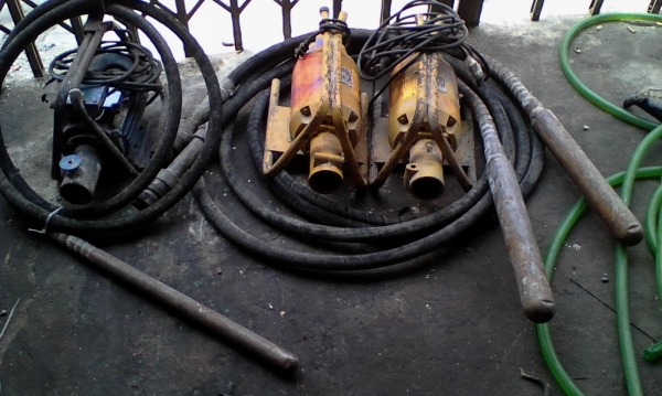 ขายเครื่องจี้ปูน3ชุดราคาถูก