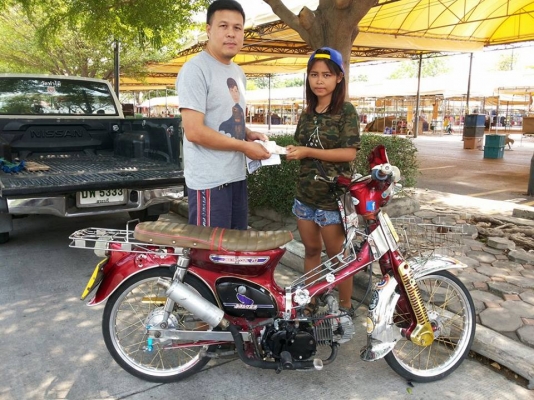 ขาย C70เเปลง เครื่องดรีมฝาเวฟ110 ลูกคาเซ่ชัก2 ครัชมือ (ไม่ ท.บ./มีใบซื้อขายออกให้จากทางร้าน) ค่าตัว 9900 บาท เเค่อะไหล่เเต่งก็คุ้มเเล้วครับ สนใจทักเเชทหรือโทร.089-8054390 โอ๋ ลพบุรี ขาย C70เเปลง เครื่องดรีมฝาเวฟ110 ลูกคาเซ่ชัก2 ครัชมือ (ไม่ ท.บ./มีใบซื้อขายออกให้จากทางร้าน) ค่าตัว 9900 บาท เเค่อะไหล่เเต่งก็คุ้มเเล้วครับ สนใจทักเเชทหรือโทร.089-8054390 โอ๋ ลพบุรี