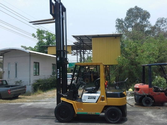 TCM FD30Z8 เสาสูง4เมตร เกียร์ธรรมดา เครื่องยนต์ดีเซล อีซูซุC240 ยางตันใหม่4เส้น รถสวยพร้อมใช้งาน