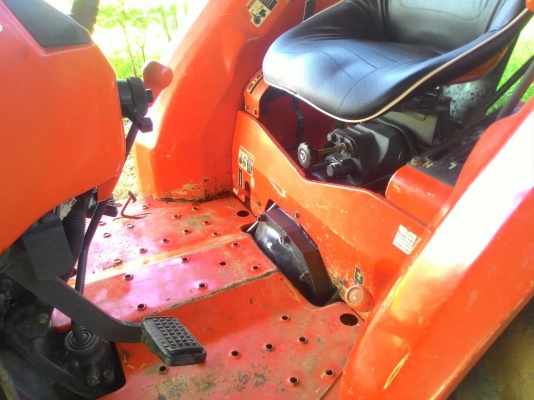 ขายรถไถ KUBOTA L4508 พร้อมดันหน้า ผานพรวน อ.แกลง จ.ระยอง มีรถขนส่งบริการทั่วไทย DC Tractor Rayong = 0818618678,0899347475 id line=0818618678 id line=0899347475 https://www.facebook.com/Tractors-Rayong-307154532717928/photos_stream?tab=photos_albums ขายรถไถ KUBOTA L4508 พร้อมดันหน้า ผานพรวน อ.แกลง จ.ระยอง มีรถขนส่งบริการทั่วไทย DC Tractor Rayong = 0818618678,0899347475 id line=0818618678 id line=0899347475 https://www.facebook.com/Tractors-Rayong-307154532717928/photos_stream?tab=photos_albums
