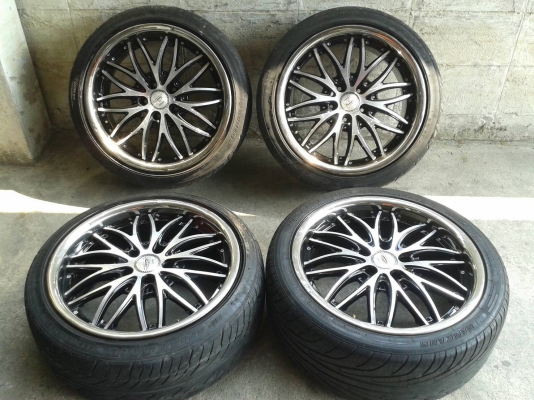 ล้อแม็ก18นิ้ว5รู114 พร้อมยาง สวยๆ 4 ล้อ ราคา 7900 บาท
