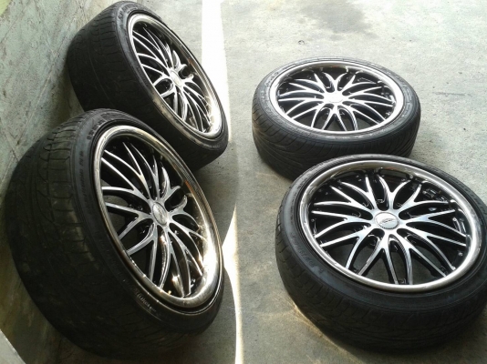 ล้อแม็ก18นิ้ว5รู114 พร้อมยาง สวยๆ 4 ล้อ ราคา 7900 บาท ล้อแม็ก18นิ้ว5รู114 พร้อมยาง สวยๆ 4 ล้อ ราคา 7900 บาท