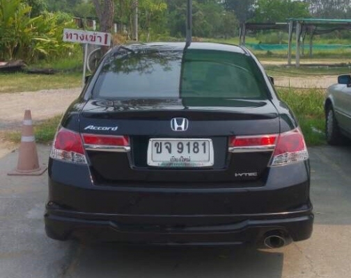 ด่วน รถบ้าน HONDA ACCORD 2.0 i-VTECสวยๆ  ต่อรองได้นิดหน่อย