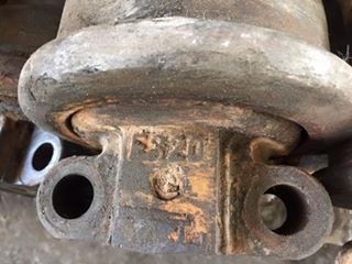 โรลเลอร์รถขุด CAT 320 เก่าญี่ปุ่น ราคา 2,000 บาท โรลเลอร์รถขุด CAT 320 เก่าญี่ปุ่น ราคา 2,000 บาท