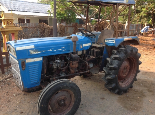 แทรกเตอร์แชมป์28แรง สภาพเดิมๆทั้งคันใช้งานได้เลย แทรกเตอร์แชมป์28แรง สภาพเดิมๆทั้งคันใช้งานได้เลย
