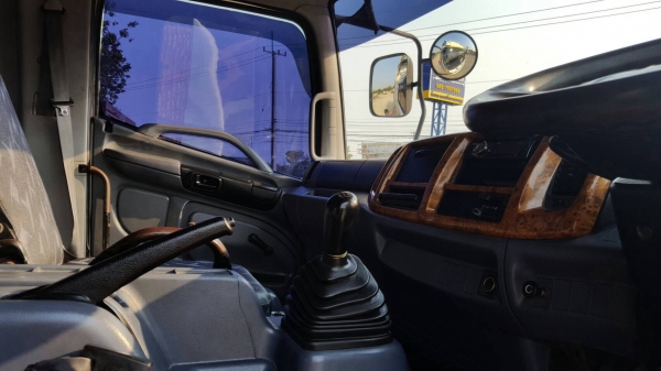 ขาย HINO MEGA FL1J 220 แรงม้า ปี 48 กระบะล่องไม่ดั้ม