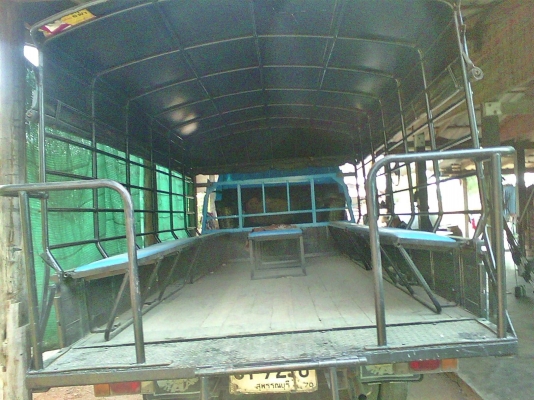 Isuzu NPR รับ-ส่ง นักเรียน