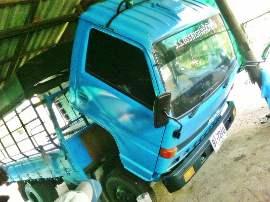 Isuzu NPR รับ-ส่ง นักเรียน