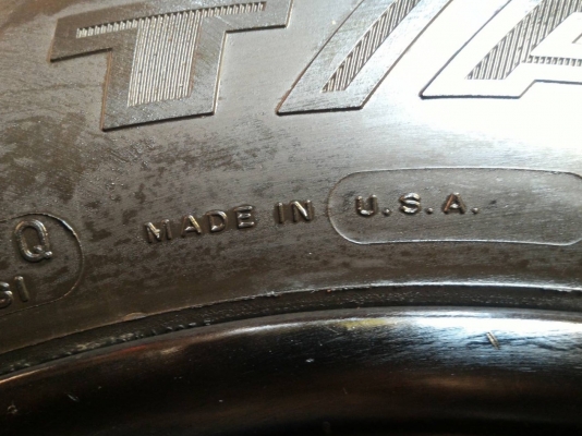 ขายยาง BF KM2 265 x 70 x 17 พร้อมล้อลาย Bradley ขายยาง BF KM2 265 x 70 x 17 พร้อมล้อลาย Bradley