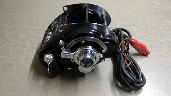 ขายรอกตกปลาไฟฟ้า MIYA 500DX