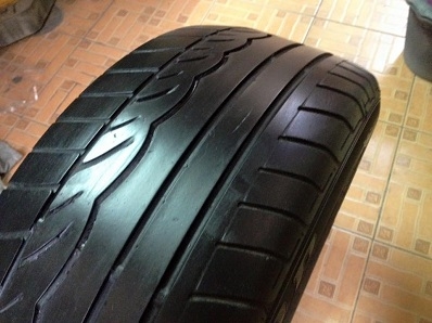 ยาง 1 เส้น 205 55 16 DUNLOP ปี 13 ใช้งานได้ตามปกติ 600-