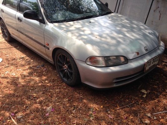 ขายด่วนซีวิคเตารีดปี92สภาพพร้อมใช้งานเครื่องดีแอร์เย็นเอาไปใช้ได้เลย ขายด่วนซีวิคเตารีดปี92สภาพพร้อมใช้งานเครื่องดีแอร์เย็นเอาไปใช้ได้เลย